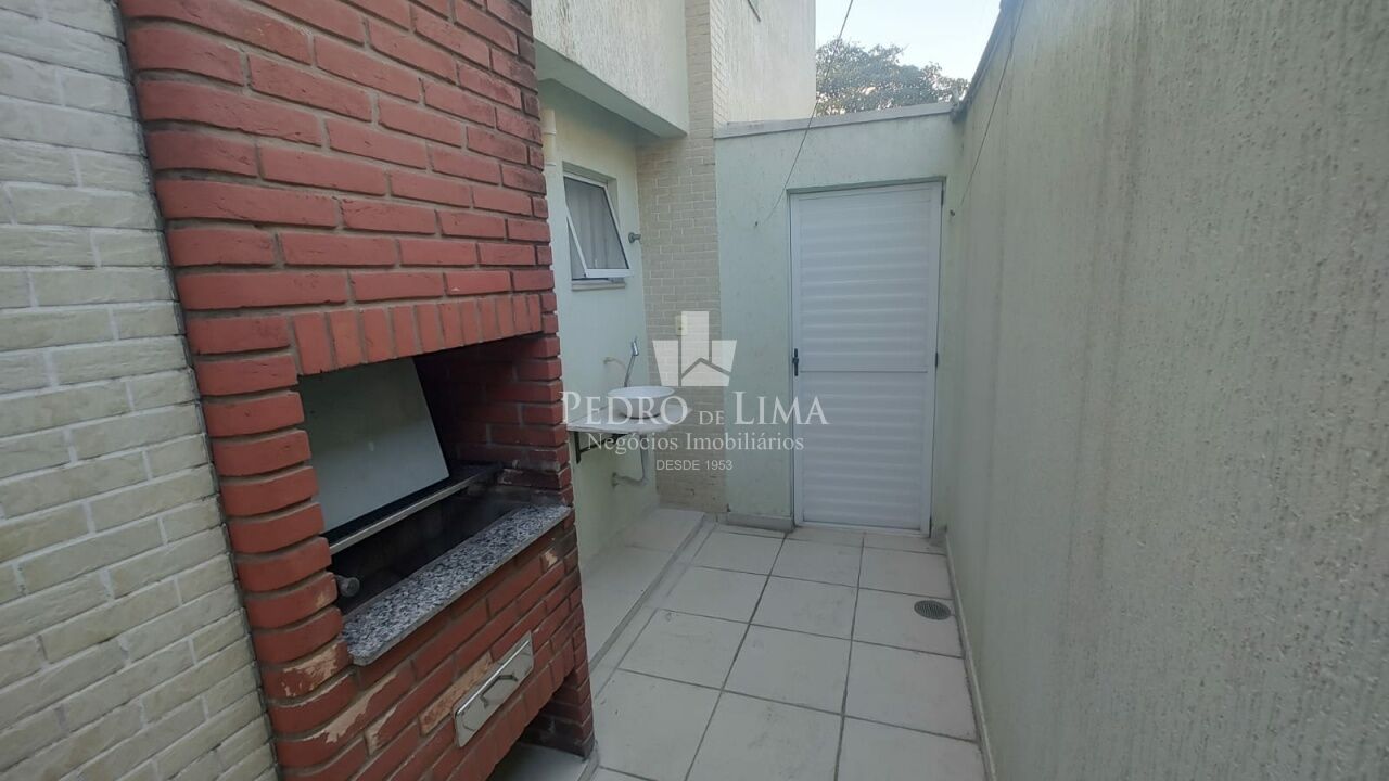 Sobrado (residencial ou comercial) 3 quartos, 1 suite e 3 vagas, com 145 m² na Penha 