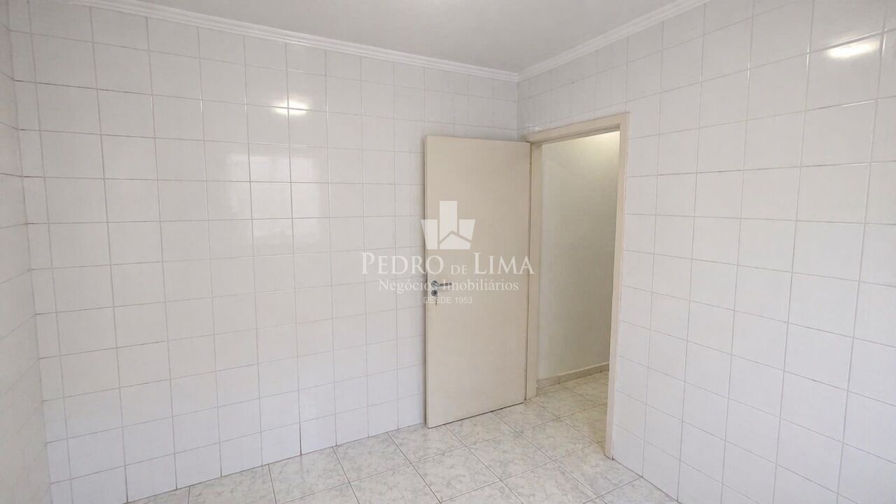 Sobrado (residencial ou comercial) 3 quartos, 1 suite e 3 vagas, com 145 m² na Penha 