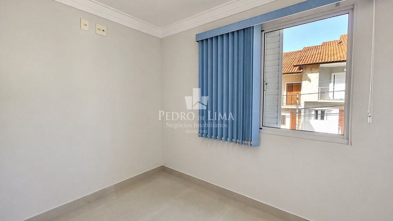 Sobrado (residencial ou comercial) 3 quartos, 1 suite e 3 vagas, com 145 m² na Penha 
