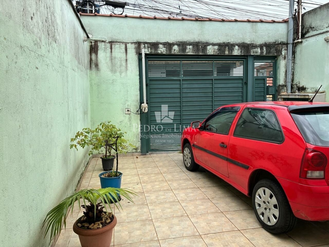Terreno com duas casas no quintal na Ponte Rasa