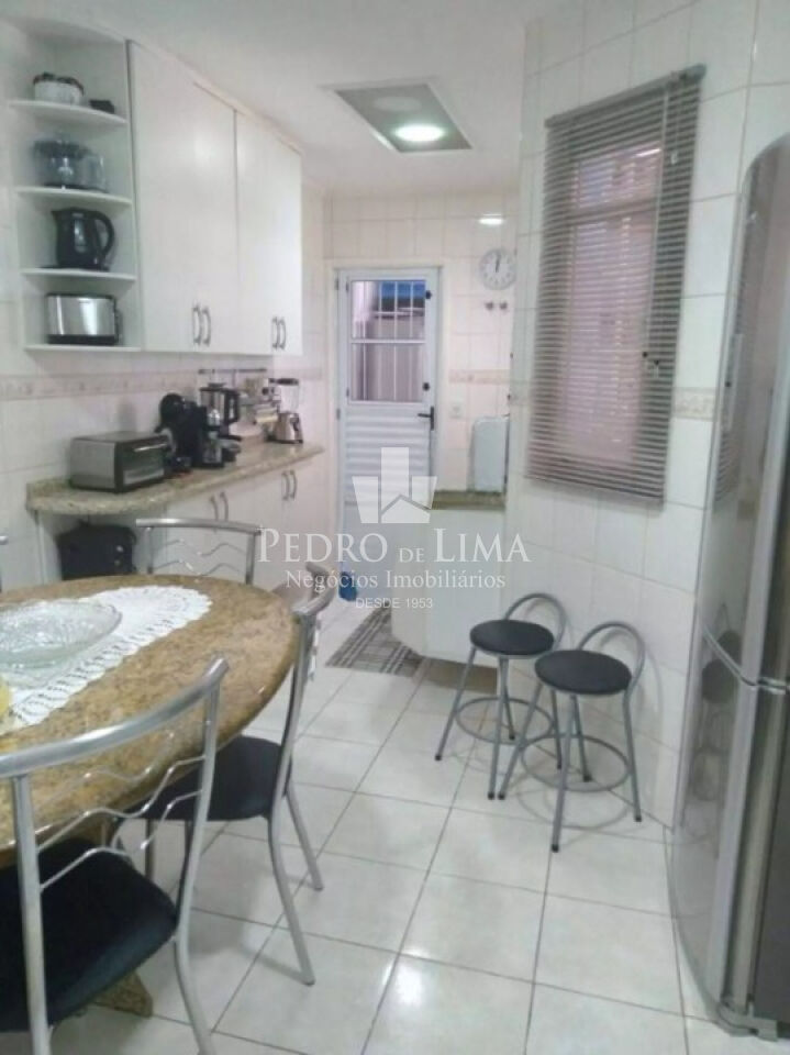 imagem do imovel Sobrado em condomínio fechado com 3 quartos sendo 1 suíte e 2 vagas cobertas na Penha ref: PE44924