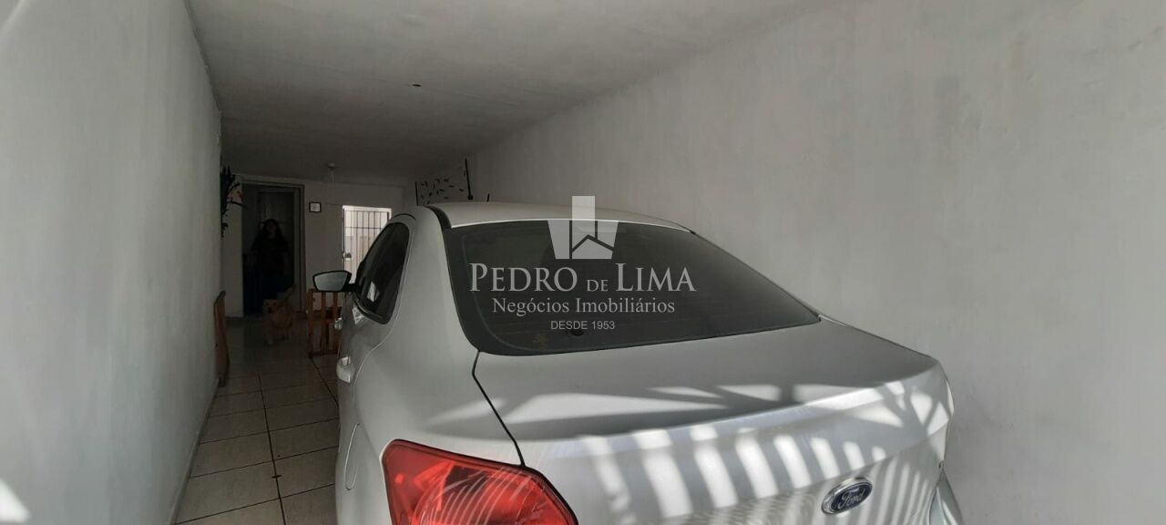 Sobrado frontal  5 Quartos, 2 Suites e 2 Vagas na Penha