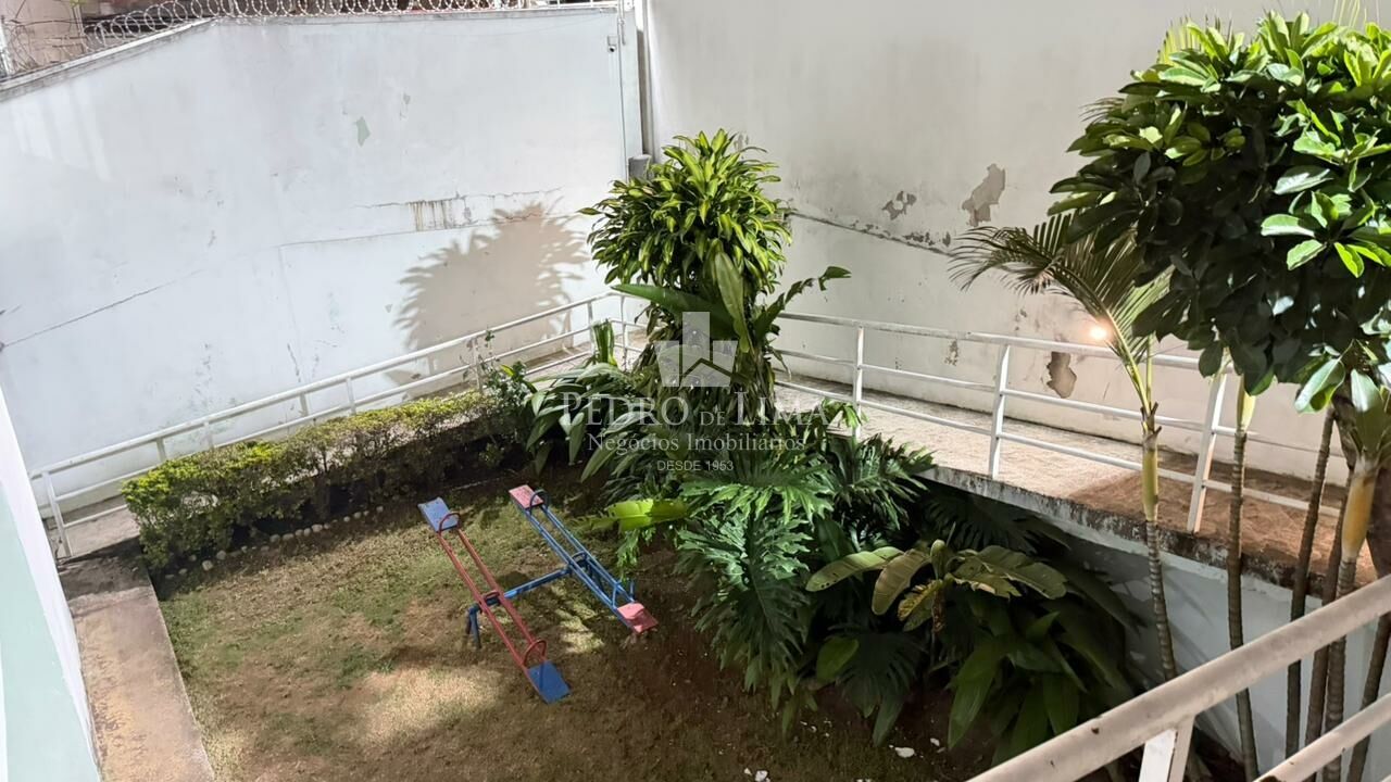 Sobrado em Condomínio com 2 Dormitórios e 2 vagas coberta na Ponte Rasa