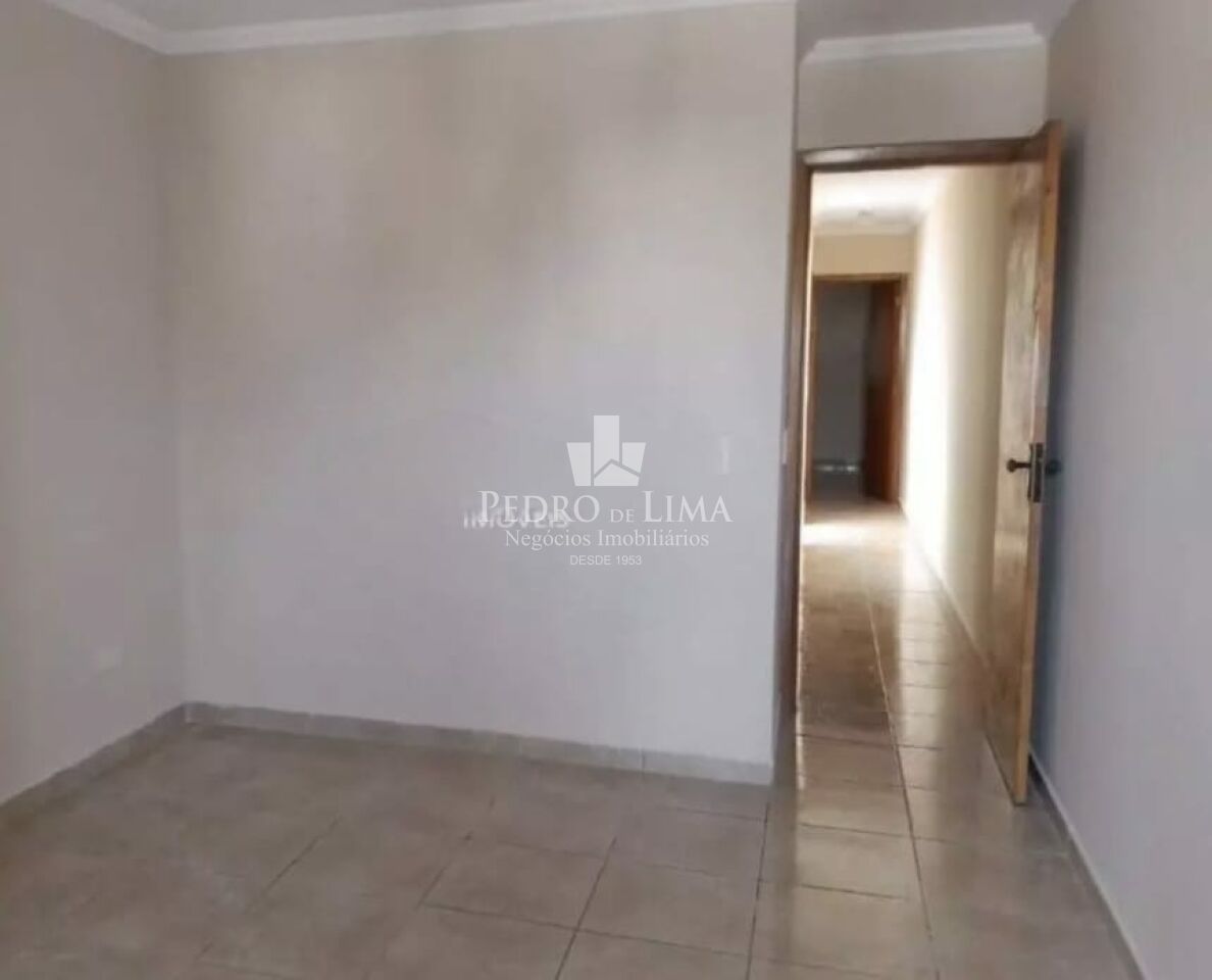 Sobrado frontal à venda, 3 dormitórios, sendo 1 suíte e 2 vagas na Vila Granada, Penha