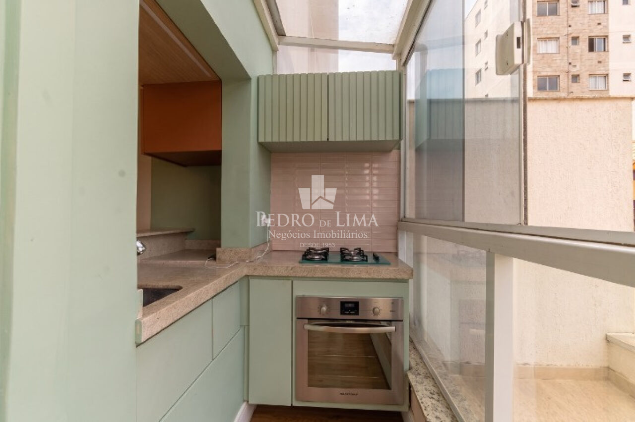 Apartamento com 2 quartos, 42 m², sem vaga de garagem, sem elevador, na Penha. 