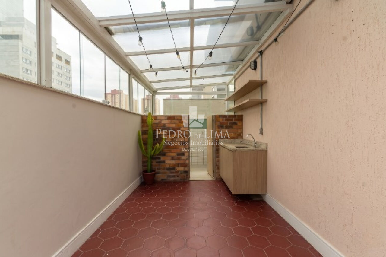 Apartamento com 2 quartos, 42 m², sem vaga de garagem, sem elevador, na Penha. 
