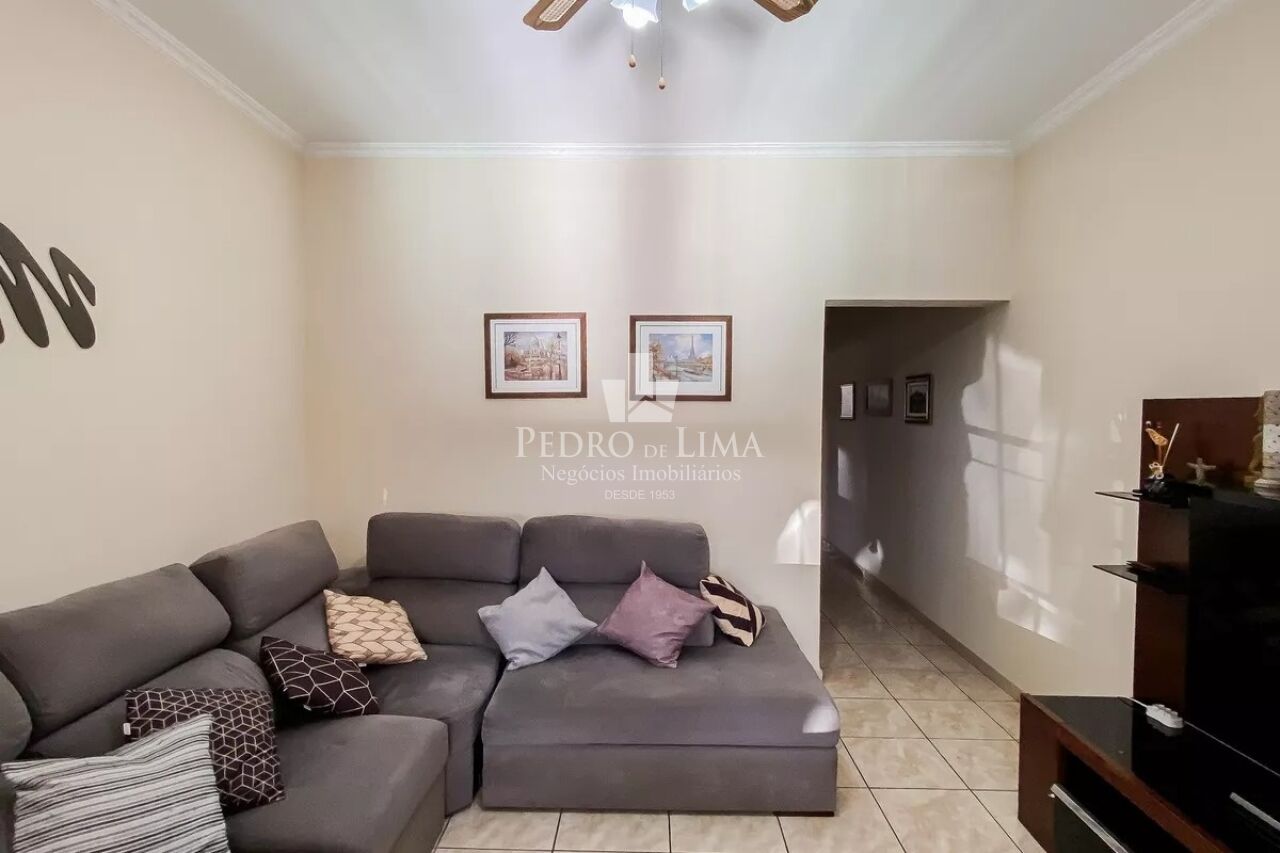 imagem do imovel Sobrado Frontal na Vila Ré 178 m² sendo 4 dormitórios, 1 suíte, 2 vagas e edícula  nos fundos  ref: PE44933