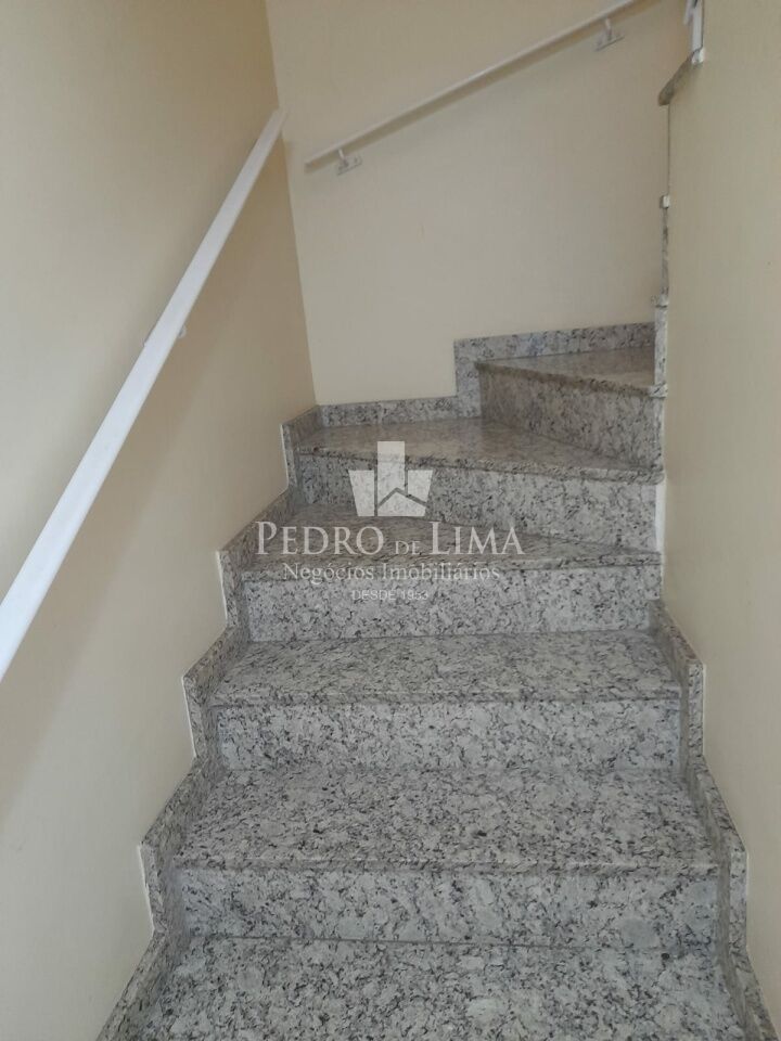 Sobrado frontal na Vila Matilde