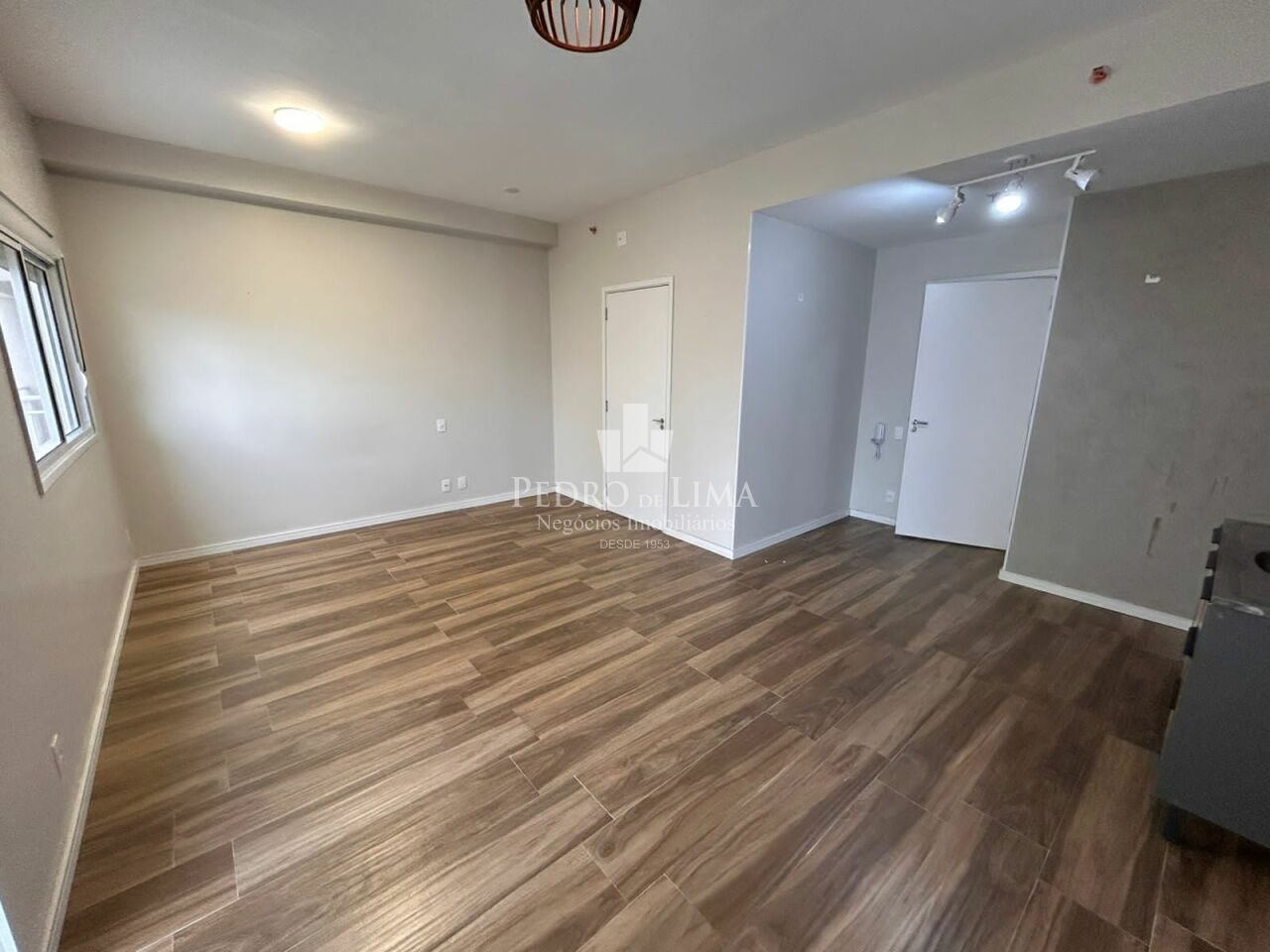imagem do imovel Apartamento Studio Mobiliado de 1 quarto, sala, cozinha integrada na Penha ref: PE44937