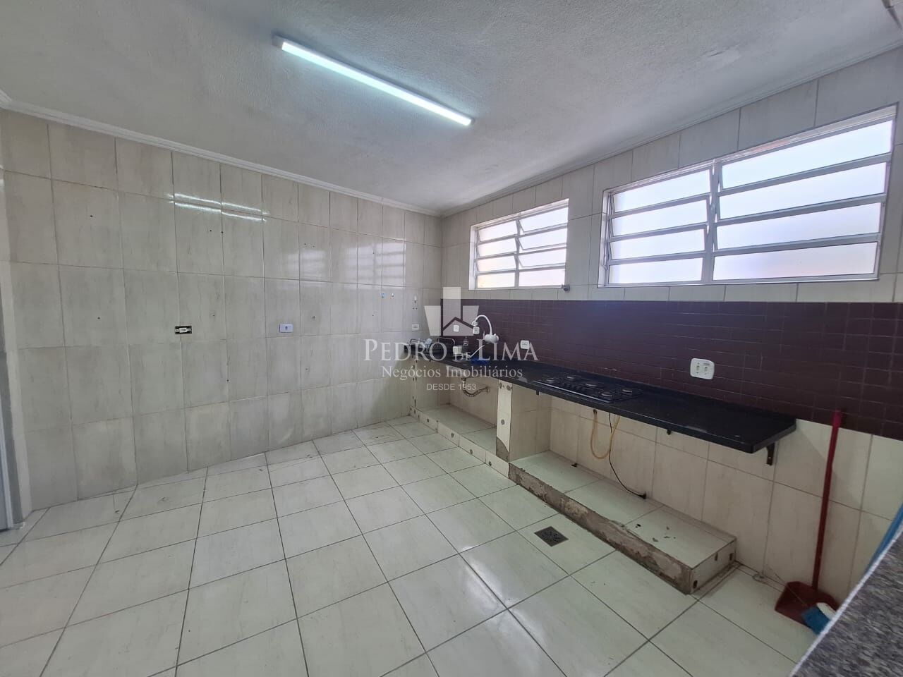 Casa assobradada na Penha