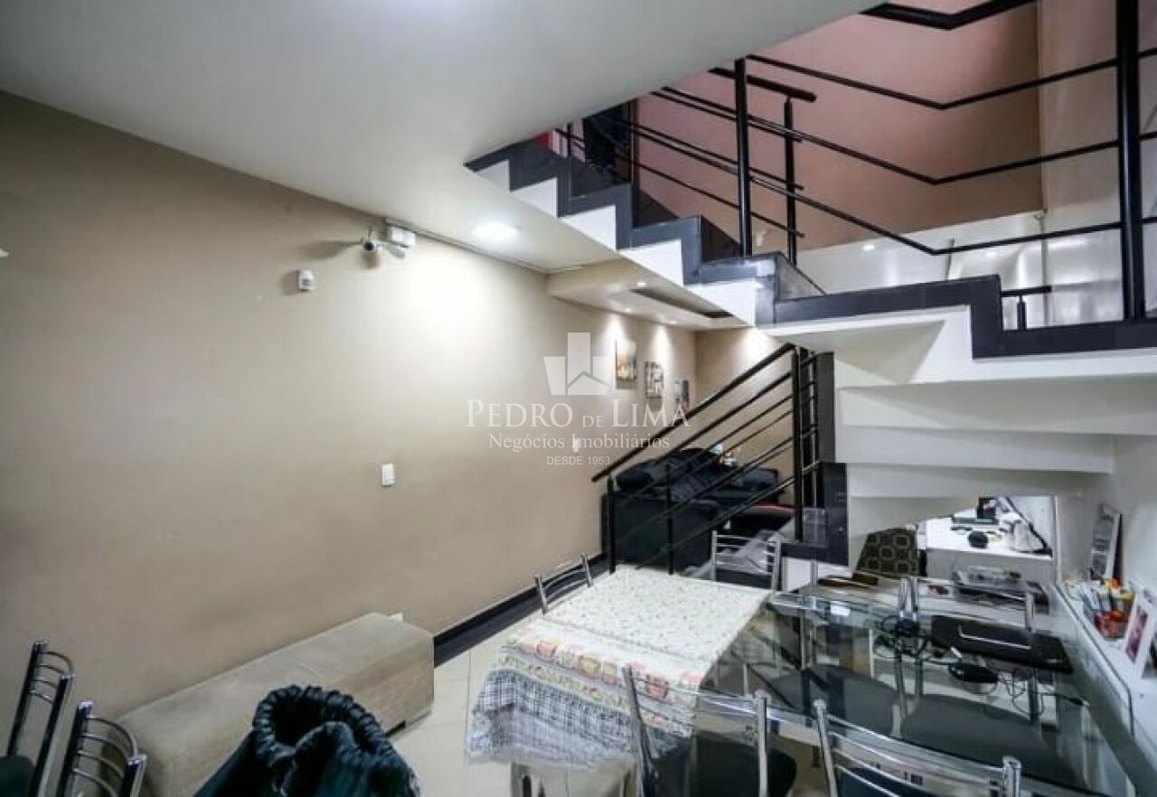 imagem do imovel Sobrado Frontal 3 Quartos, 1 Suíte e 3 Vagas na Vila Matilde ref: PE44942