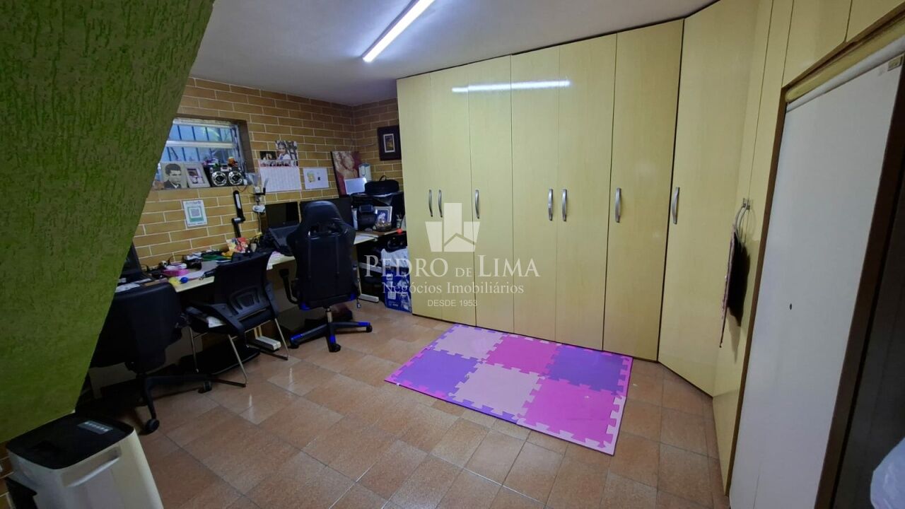 Casa Assobradada, 204 m², 2 dormitórios (1 suíte) e 2 vagas na Vila Matilde