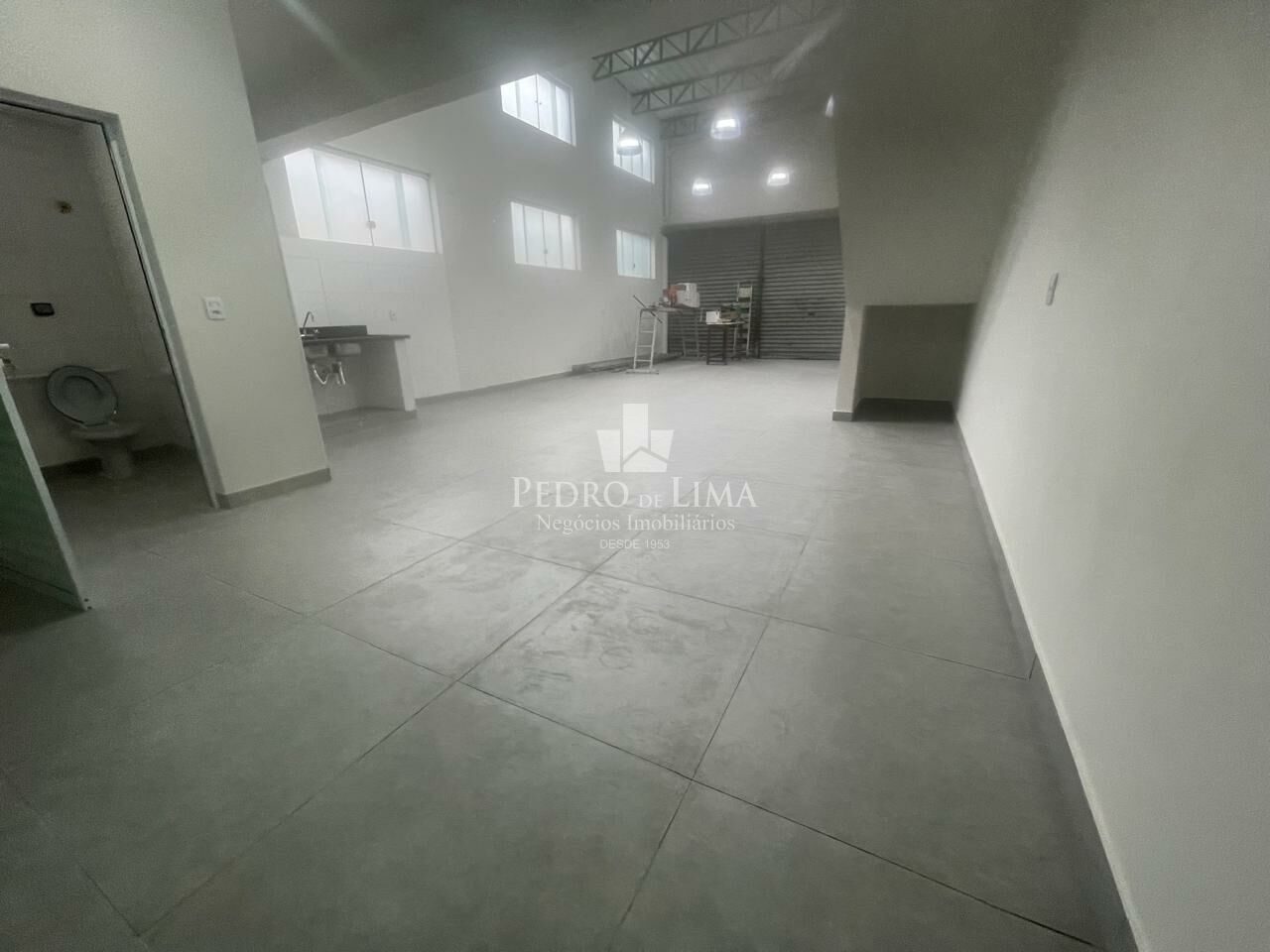 Salão Comercial na Ponte Rasa