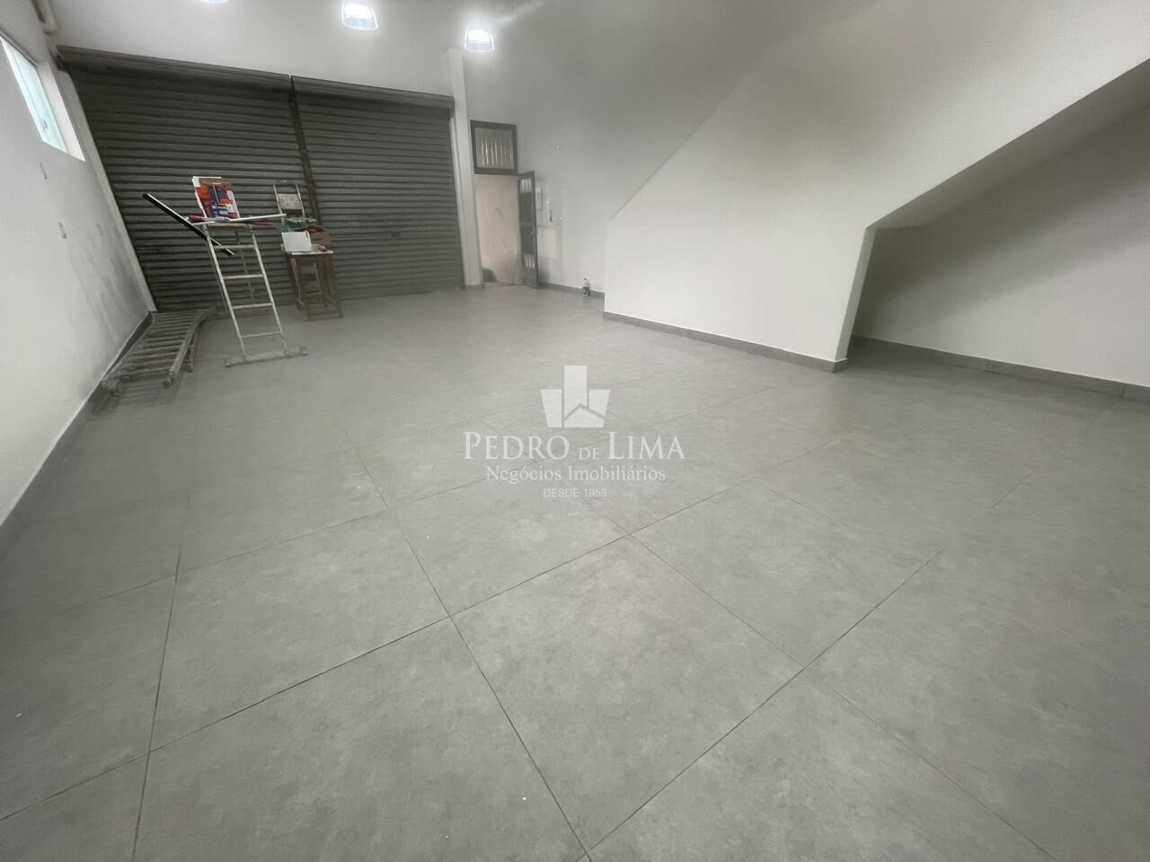 Salão Comercial na Ponte Rasa