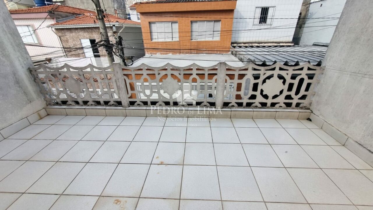 Sobrado Frontal de 4 Dormitórios com Edícula e 2 Vagas na Penha