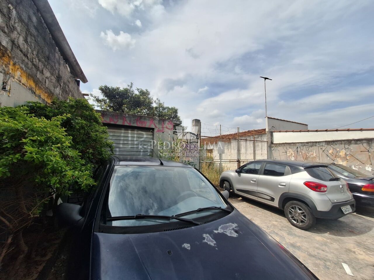 Terreno na Vila Esperança, frente pra duas ruas - Penha