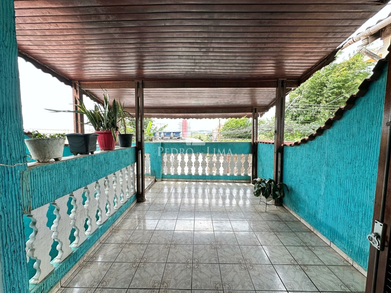 Sobrado frontal 3 dormitórios, 3 vagas, varanda, área gourmet e 186 m² - Vila Jacui