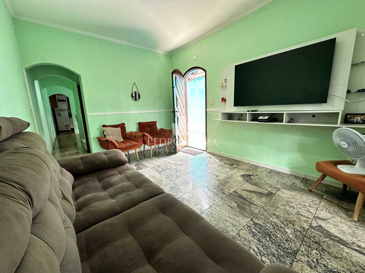 imagem do imovel Sobrado frontal 3 dormitórios, 3 vagas, varanda, área gourmet e 186 m² - Vila Jacui ref: PE44973