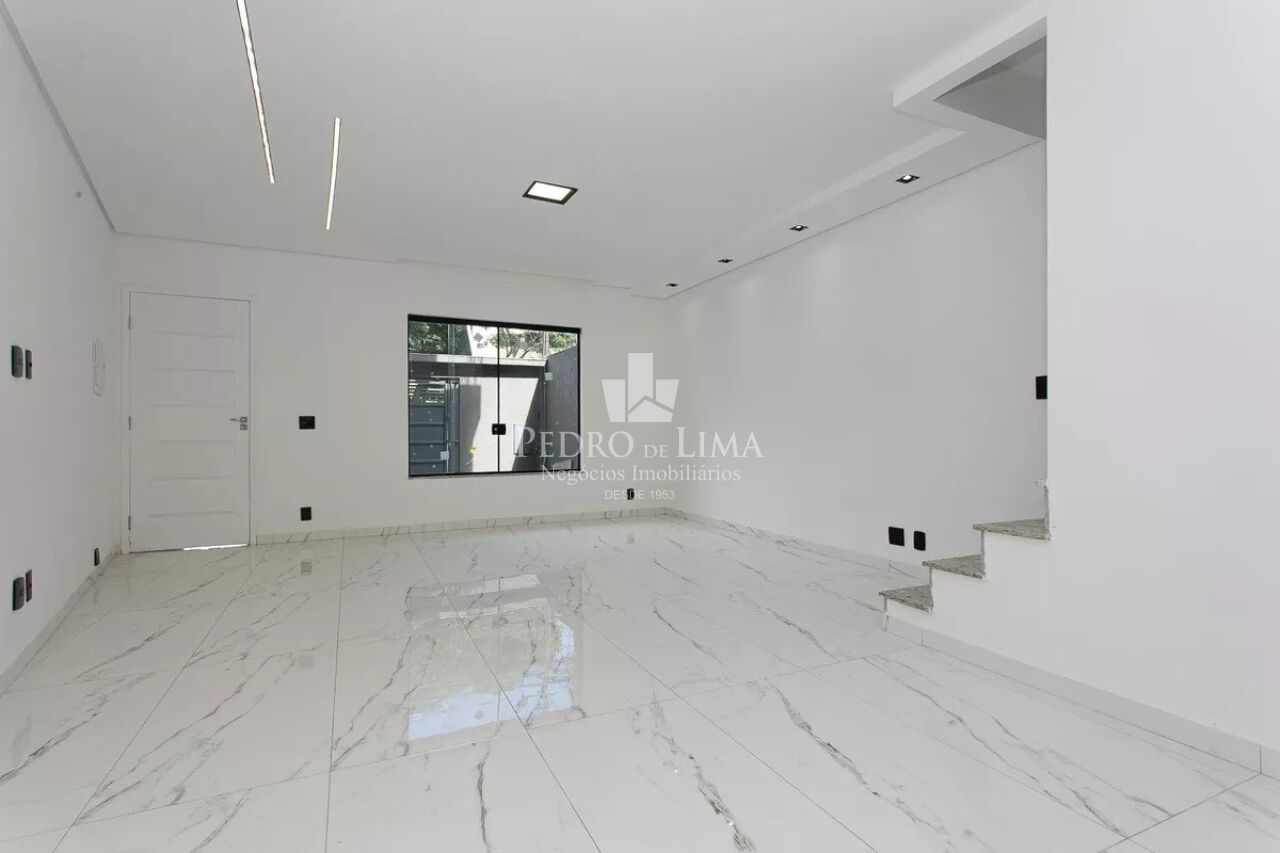 imagem do imovel Sobrado Frontal Diferenciado na Penha de 110m² sendo 2 quartos sendo 2 suítes e 2 vagas  ref: PE44979