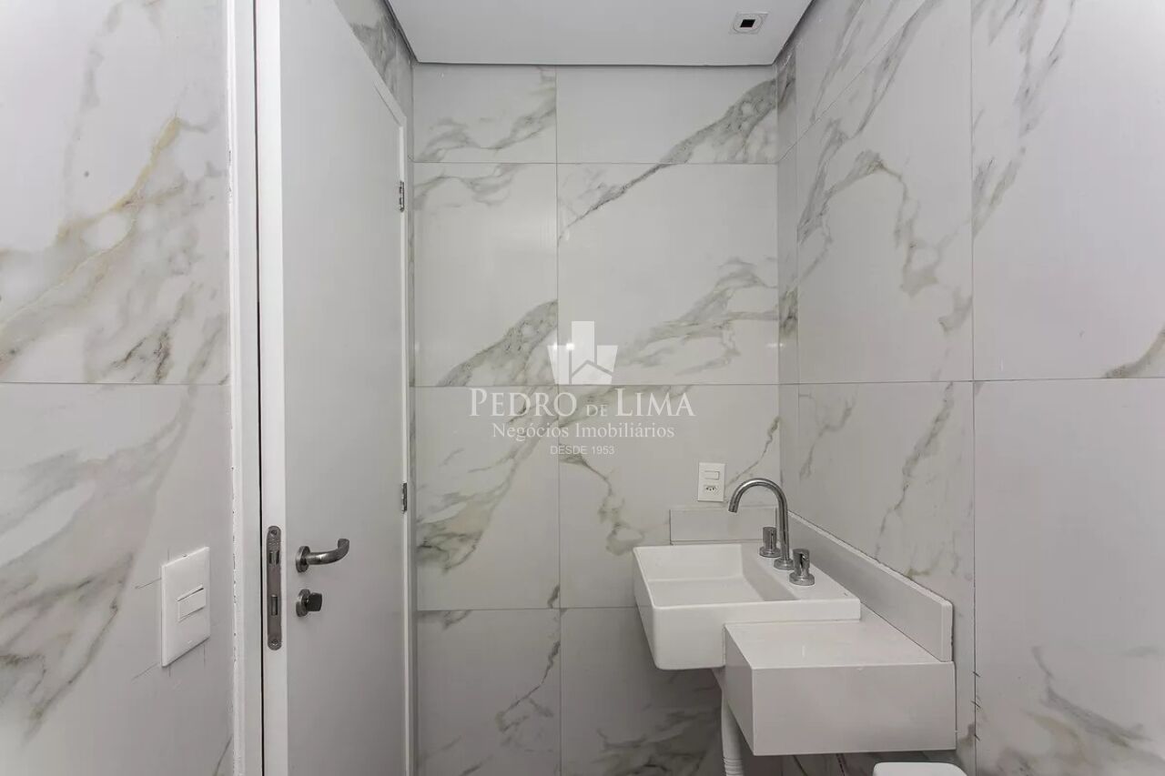 Sobrado Frontal Diferenciado na Penha de 110m² sendo 2 quartos sendo 2 suítes e 2 vagas 
