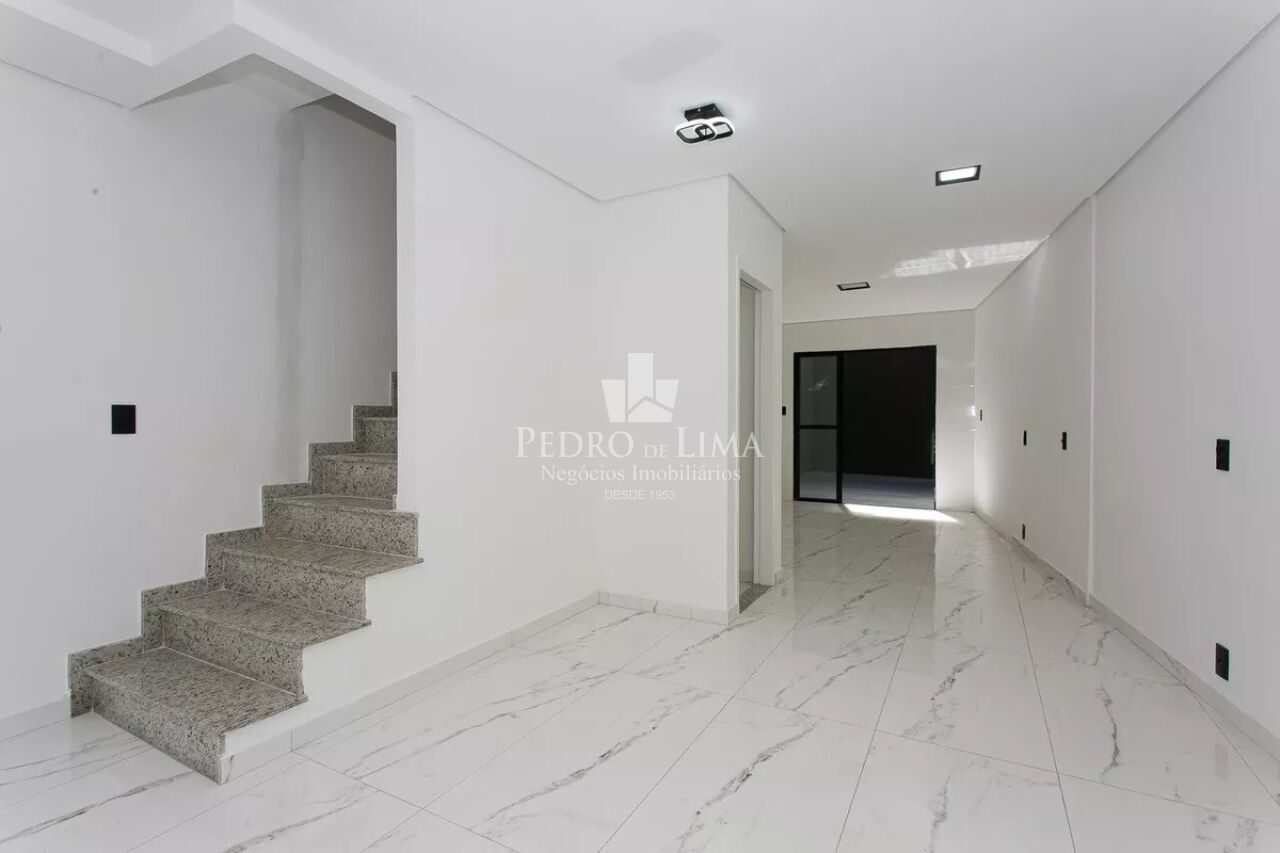 imagem do imovel Sobrado Frontal Diferenciado na Penha de 110m² sendo 2 quartos sendo 2 suítes e 2 vagas  ref: PE44979