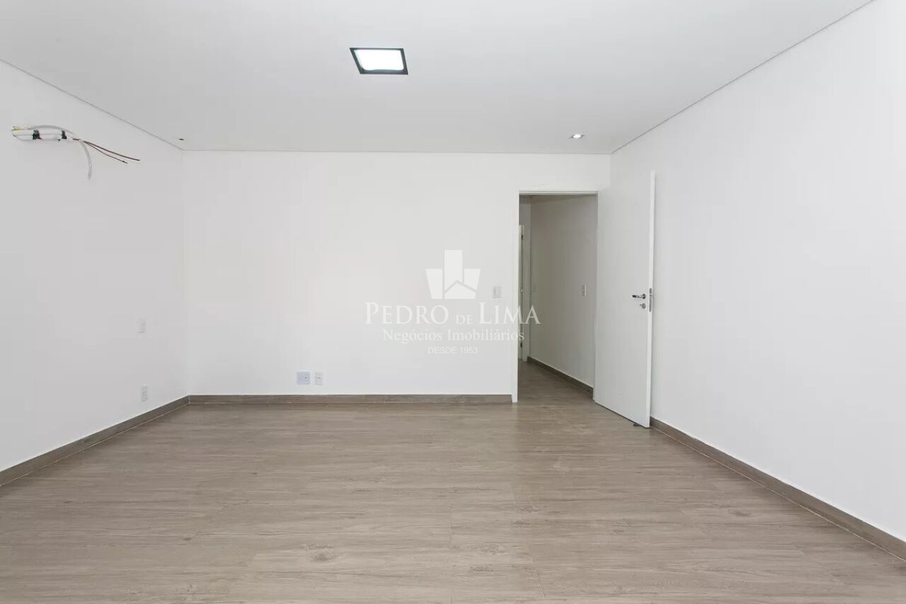 Sobrado Frontal Diferenciado na Penha de 110m² sendo 2 quartos sendo 2 suítes e 2 vagas 