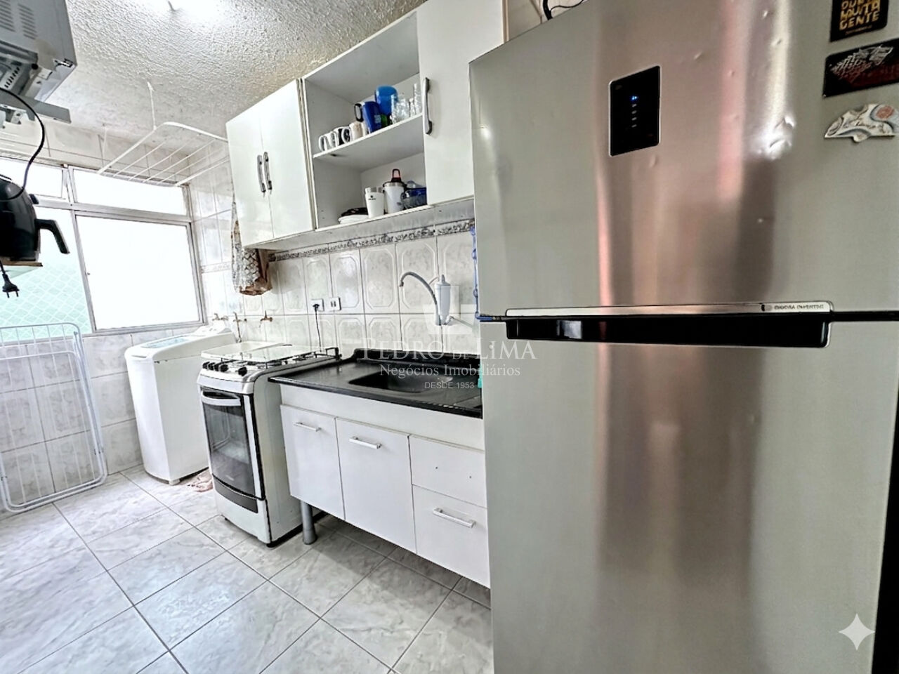 Apartamento  47 m², 3 dormitórios, 1 vaga livre, sala ampla e sem elevador no Cangaíba