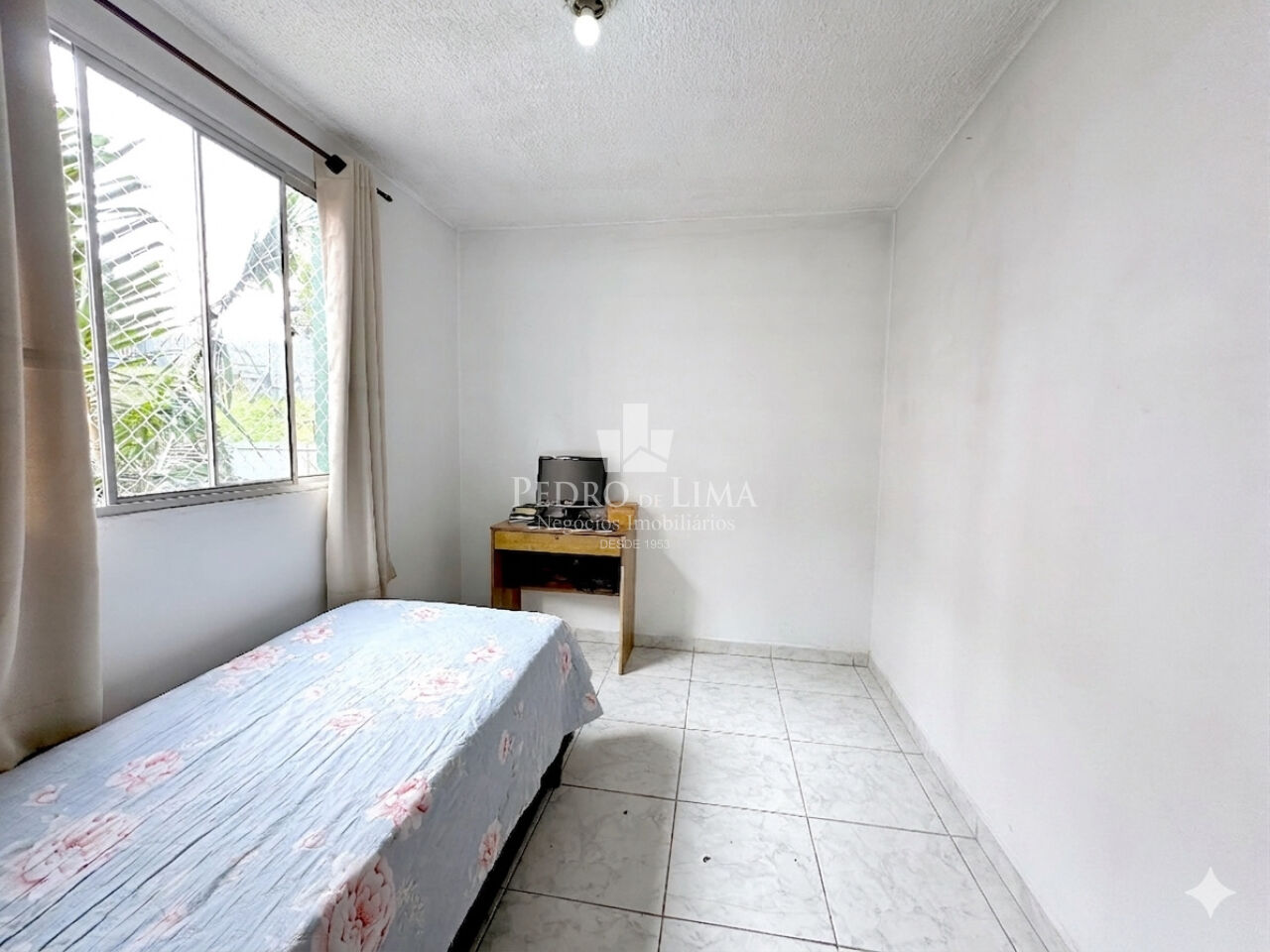 Apartamento  47 m², 3 dormitórios, 1 vaga livre, sala ampla e sem elevador no Cangaíba