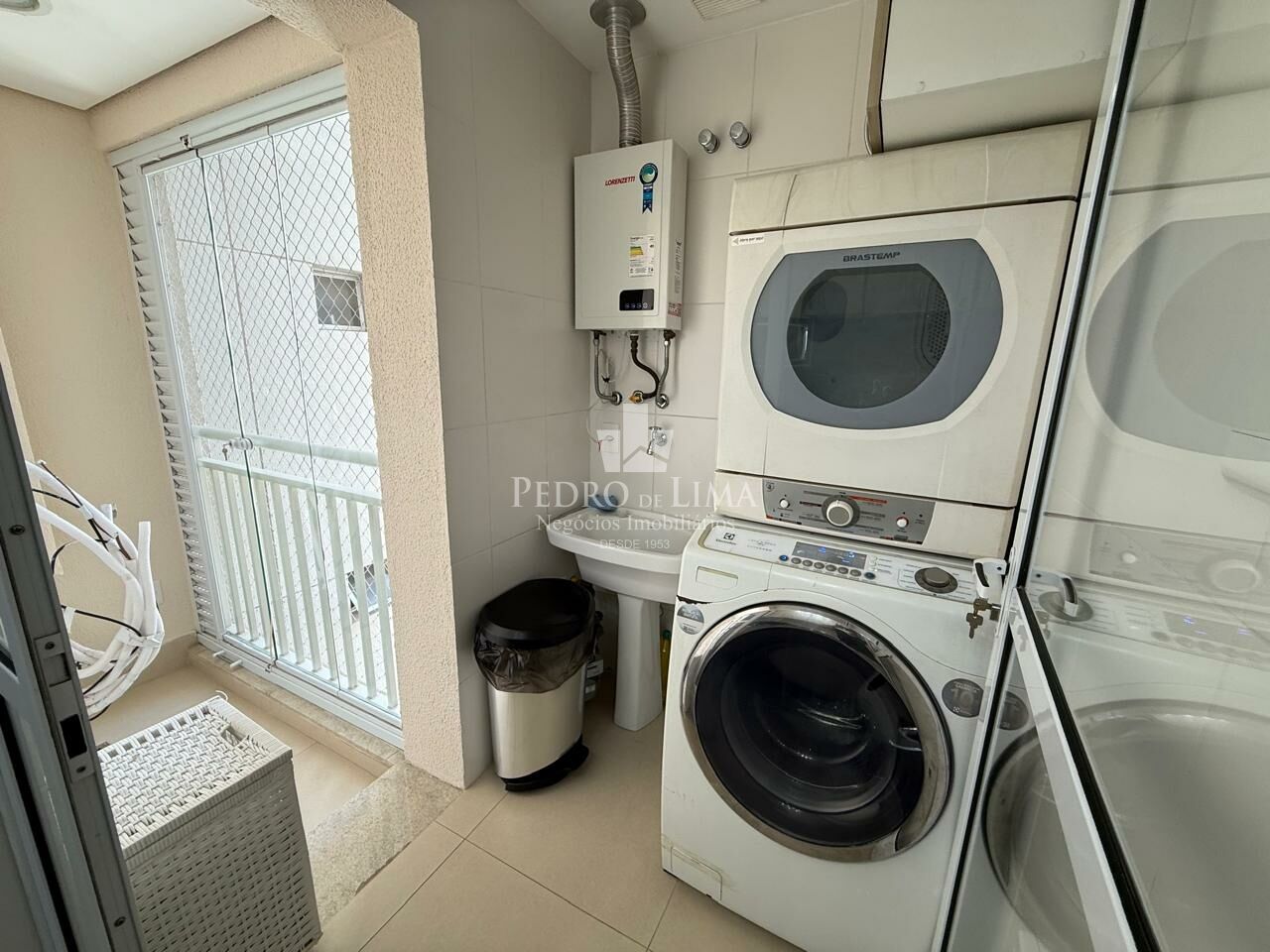 Apartamento de 101 m² em Tatuapé com 3 Dormitórios sendo um deles suíte e 2 Vagas