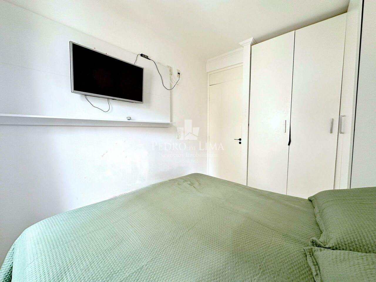 Apartamento 3 dormitórios, 1 vaga e sacada, Vila Araguaia - Cangaíba