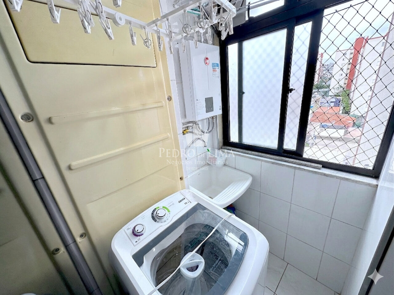 Apartamento 3 dormitórios, 1 vaga e sacada, Vila Araguaia - Cangaíba