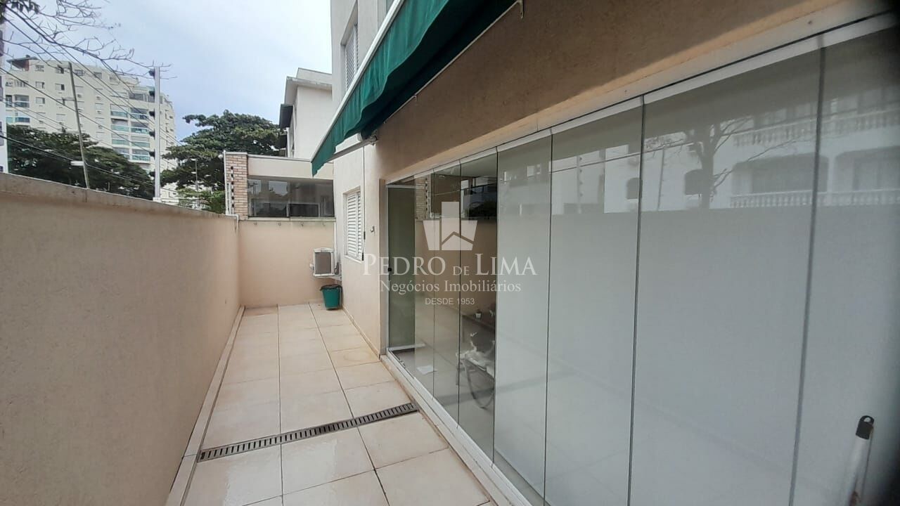 Apartamento Garden no Guarujá Praia da Tortuga, pé na areia
