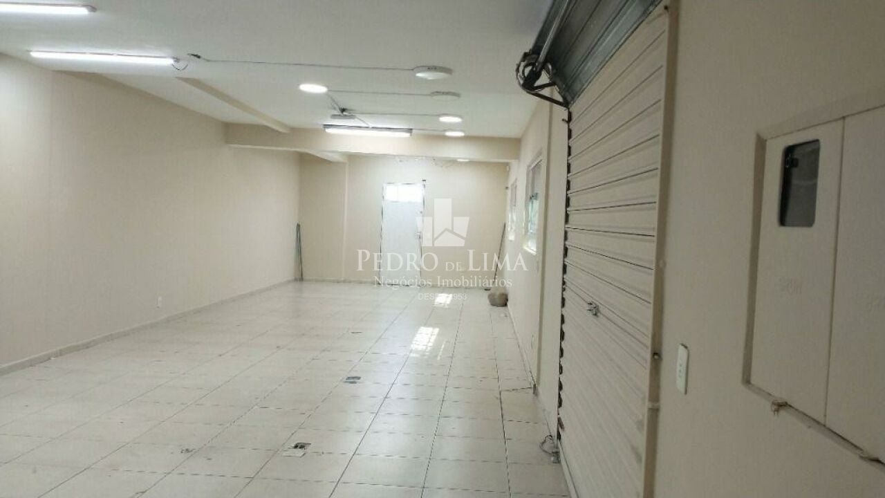 imagem do imovel Prédio Comercial de 3 pavimentos com salão, 3 salas, 5 banheiros e Cozinha na Penha ref: PE45001
