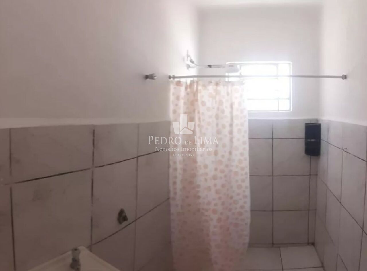 Casa Térrea 2 dormitórios, 1 vaga de garagem e 600 metros do metrô na Penha