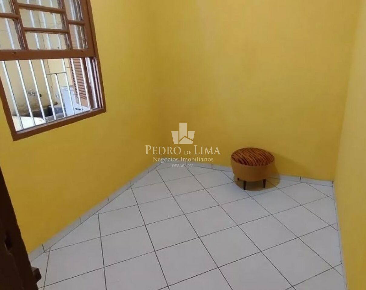 Casa Térrea 2 dormitórios, 1 vaga de garagem e 600 metros do metrô na Penha