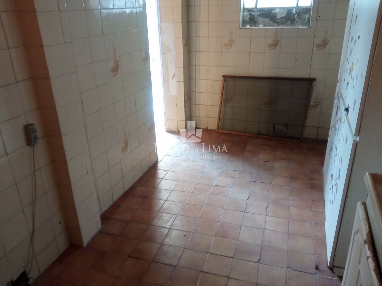 Sobrado de 1 dormitório, sem vaga, 40 m² em travessa na Penha.