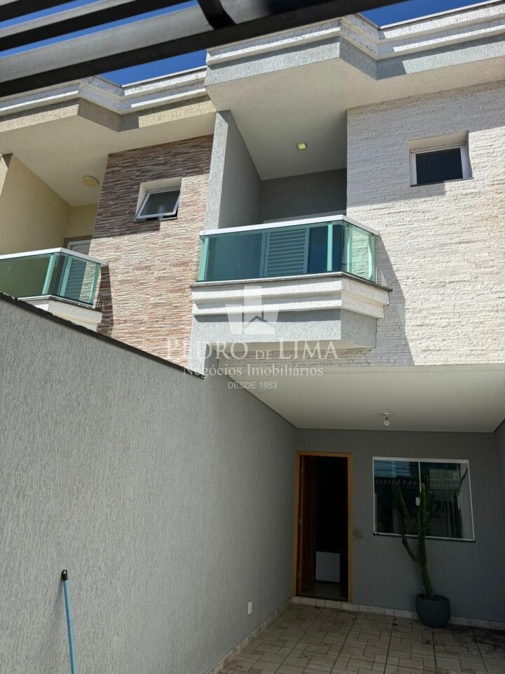 Sobrado frontal mobiliado com 3 suítes, 130 m², em ótima localização da Vila Granada. - Penha