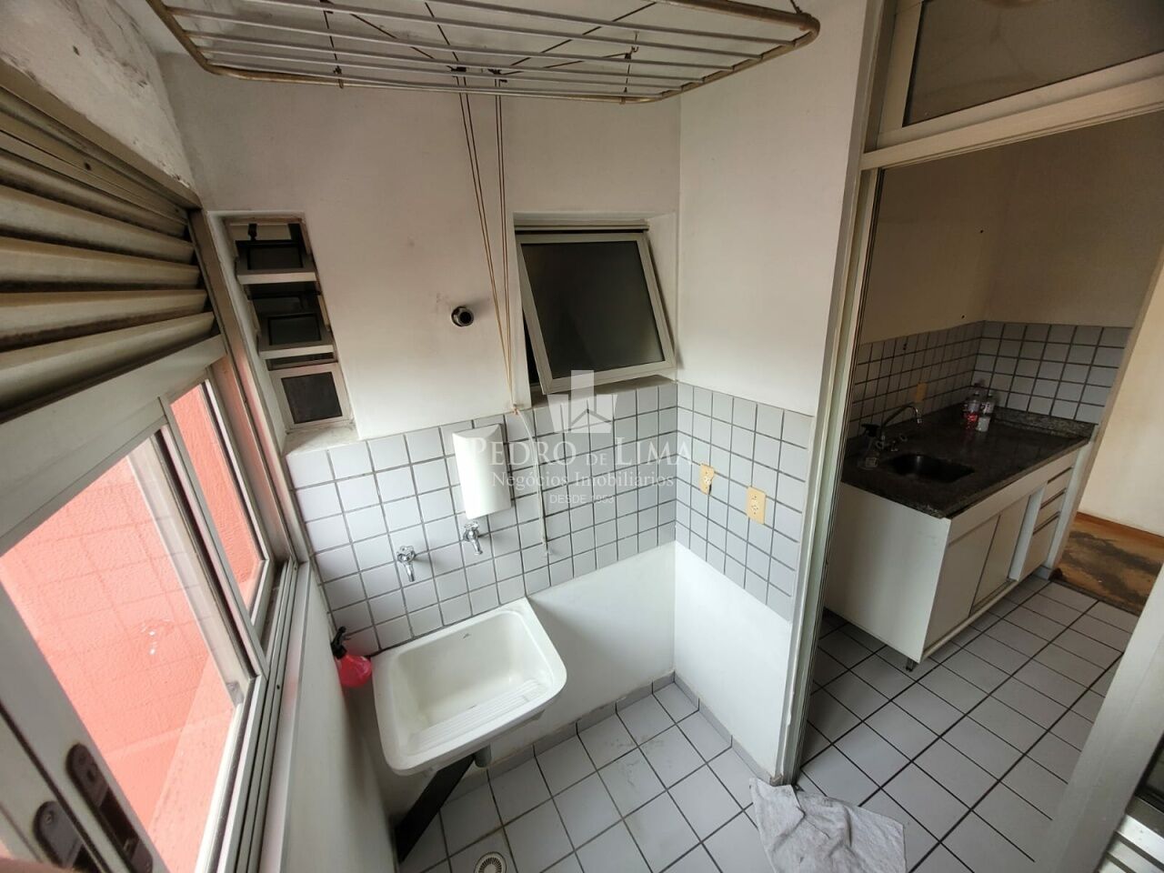 imagem do imovel Apartamento no Condomínio Algarve com 2 suítes e duas vagas de garagem na Penha ref: PE45010