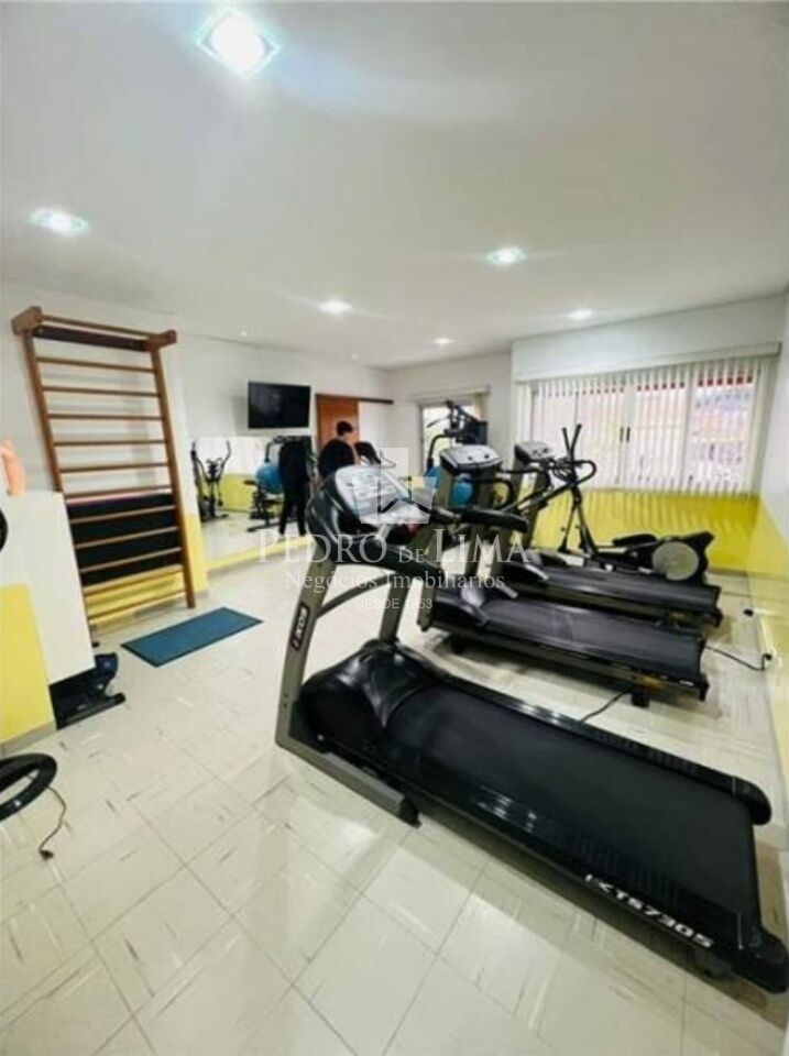 Apartamento no Condomínio Algarve com 2 suítes e duas vagas de garagem na Penha