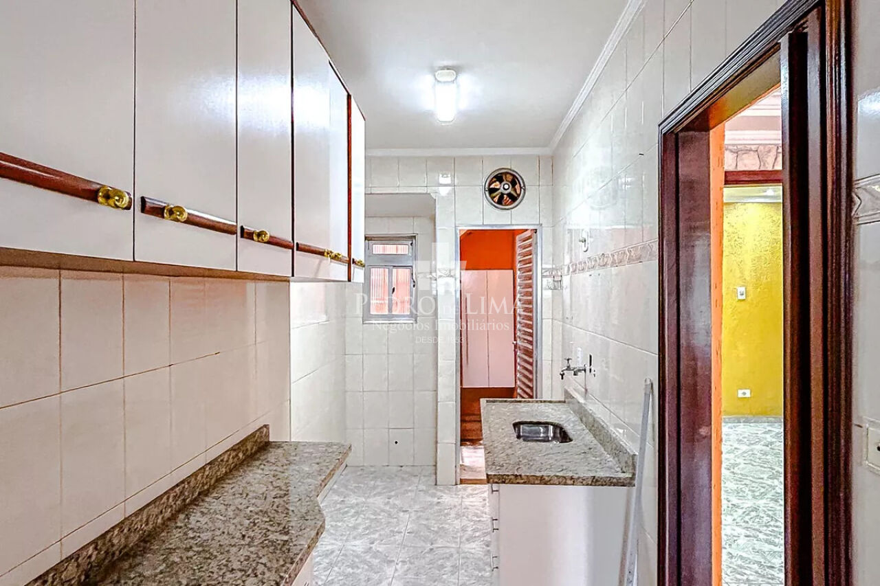Sobrado no  Penha com 2 dormitórios sendo 1 suíte, 115 m², em ótima localização 