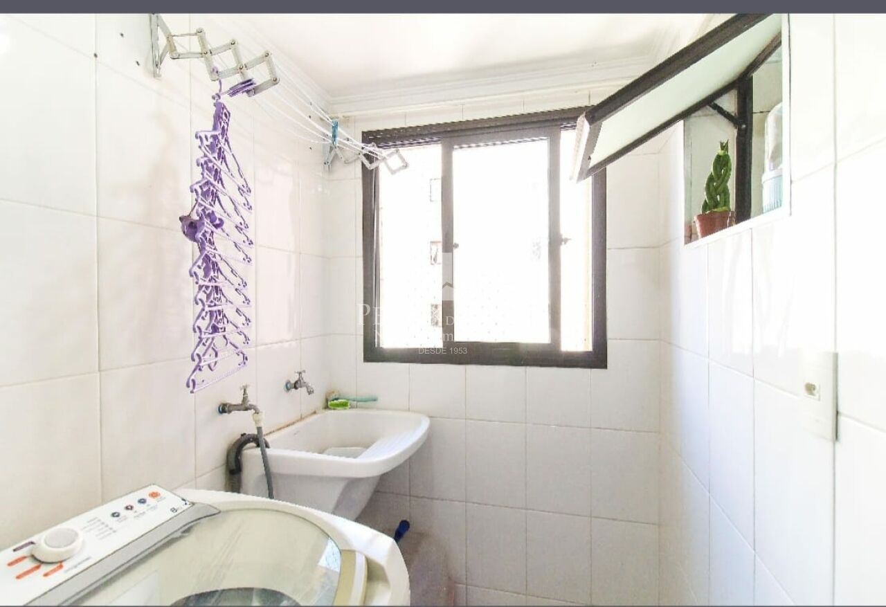 Apartamento com 3 dormitórios, 64 m² e 1 vaga, em Itaquera.