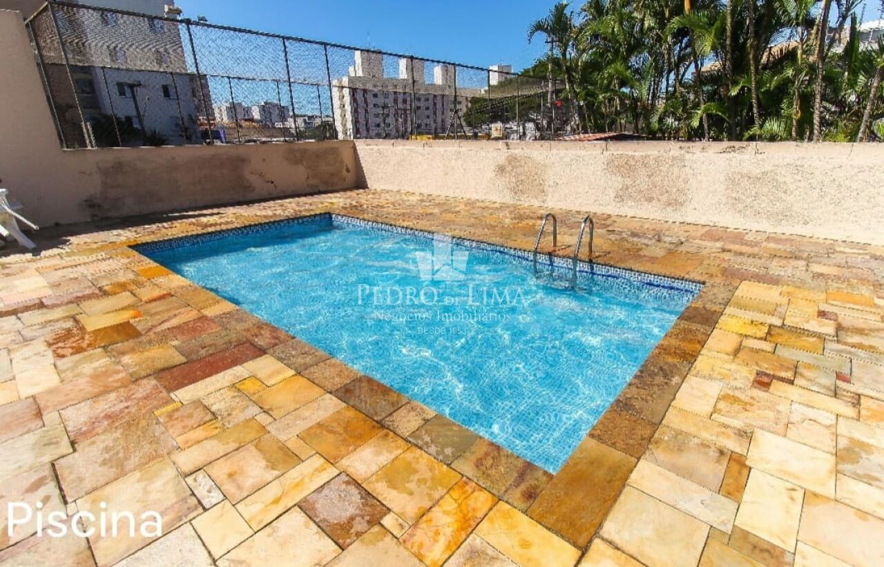 Apartamento com 3 dormitórios, 64 m² e 1 vaga, em Itaquera.