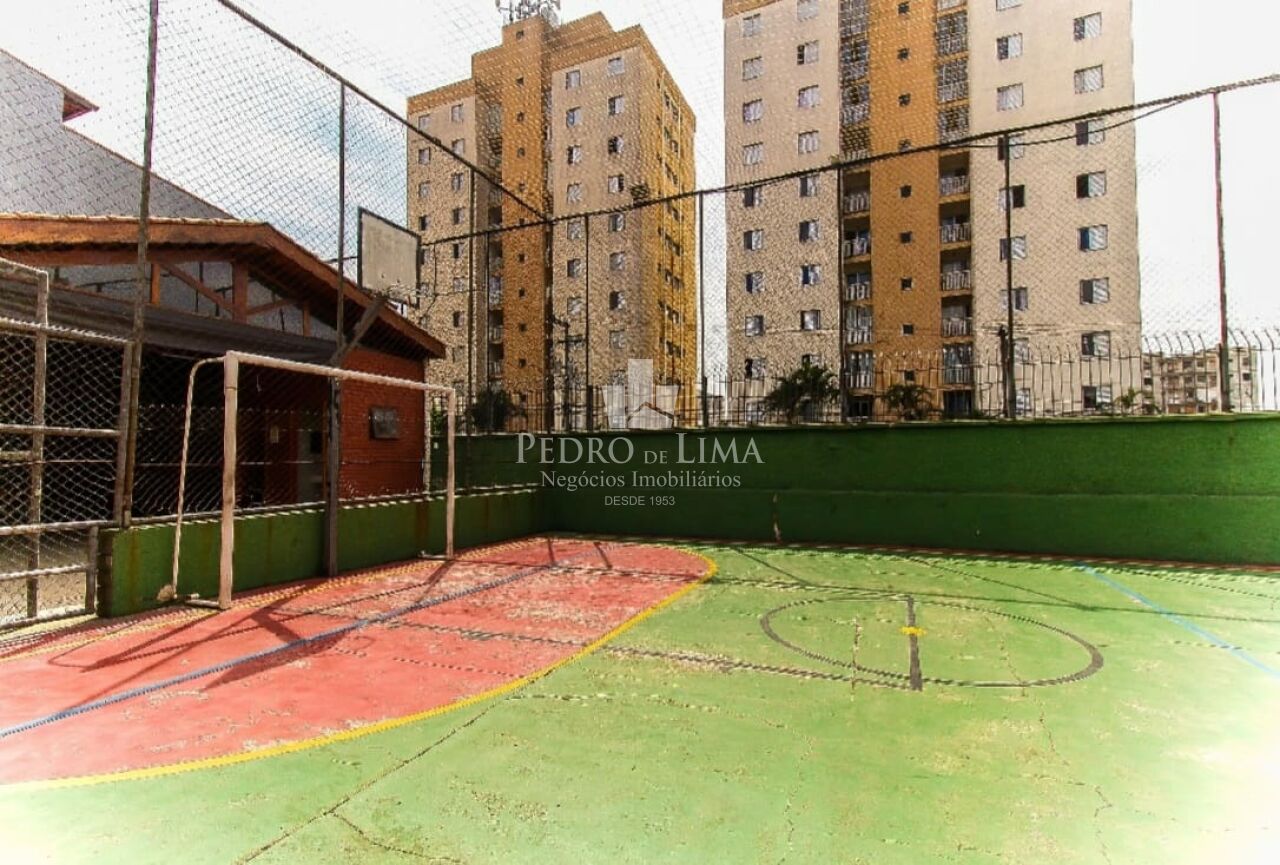 Apartamento com 3 dormitórios, 64 m² e 1 vaga, em Itaquera.