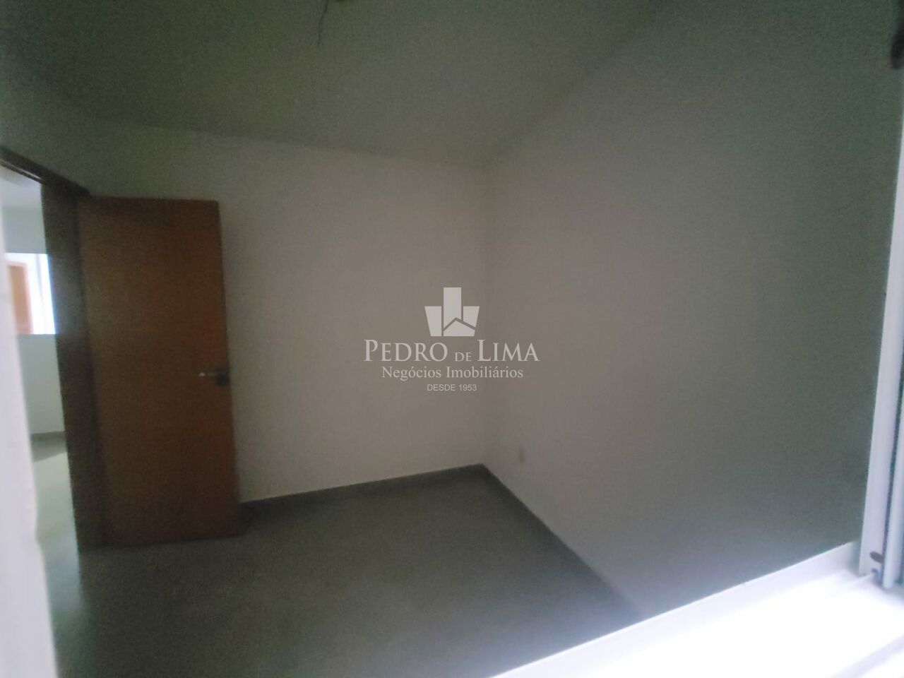 imagem do imovel Studio com 2 dormitorios e vaga na Vila Esperança - Penha ref: PE45013
