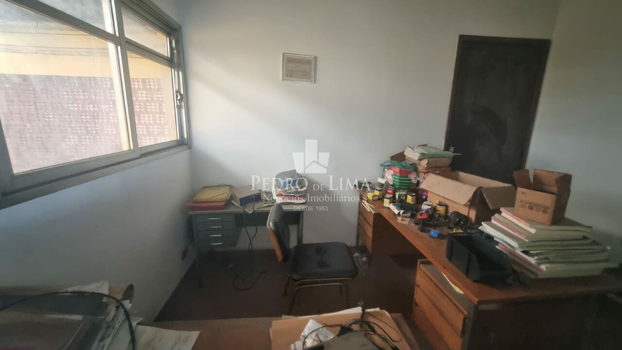 Prédio Comercial na Av Amador Bueno da Veiga - Penha