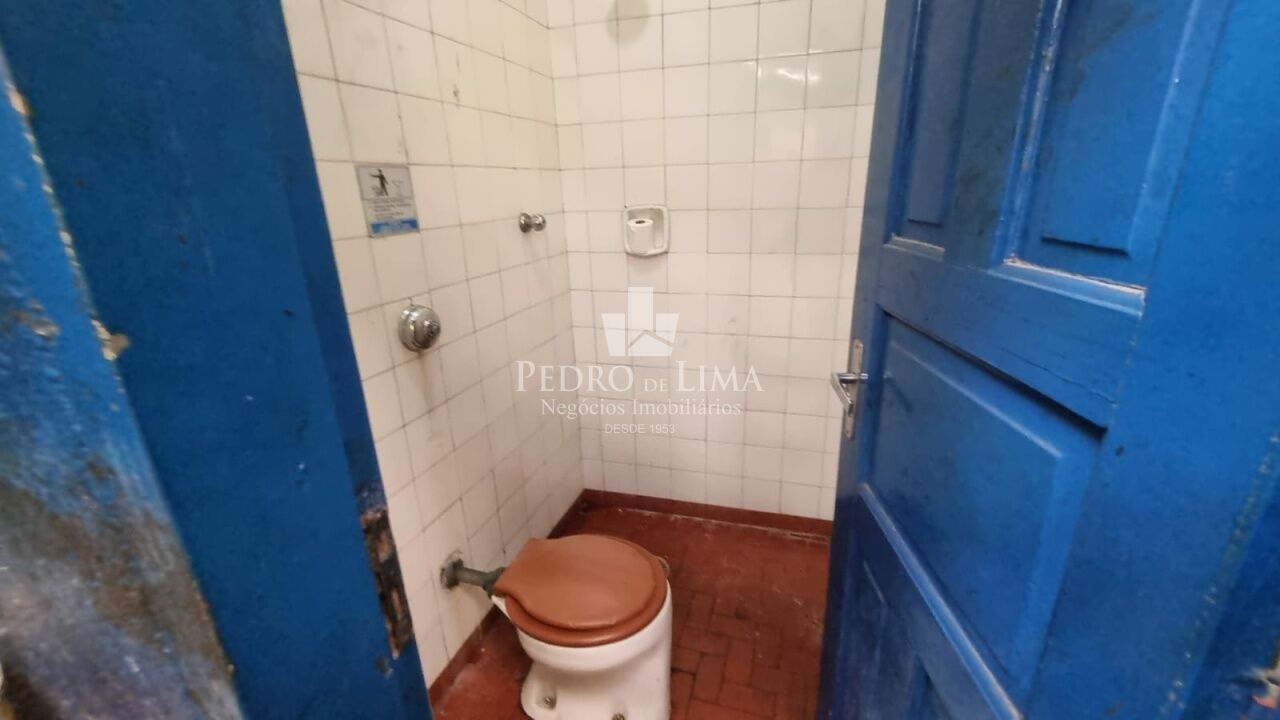 Prédio Comercial na Av Amador Bueno da Veiga - Penha