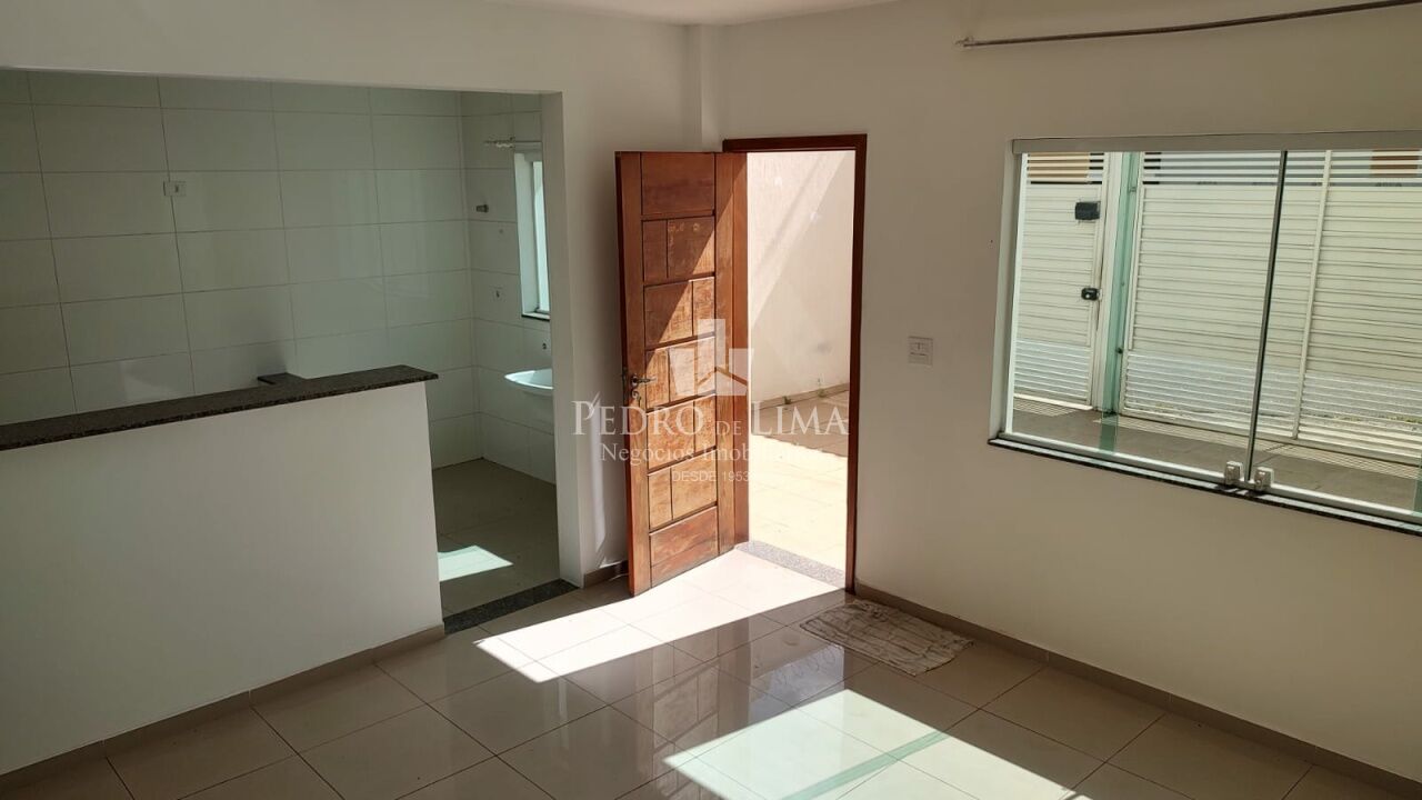 imagem do imovel Sobrado Frontal na Penha 2 dormitórios e 2 vagas livres, ótima localização. ref: PE45023