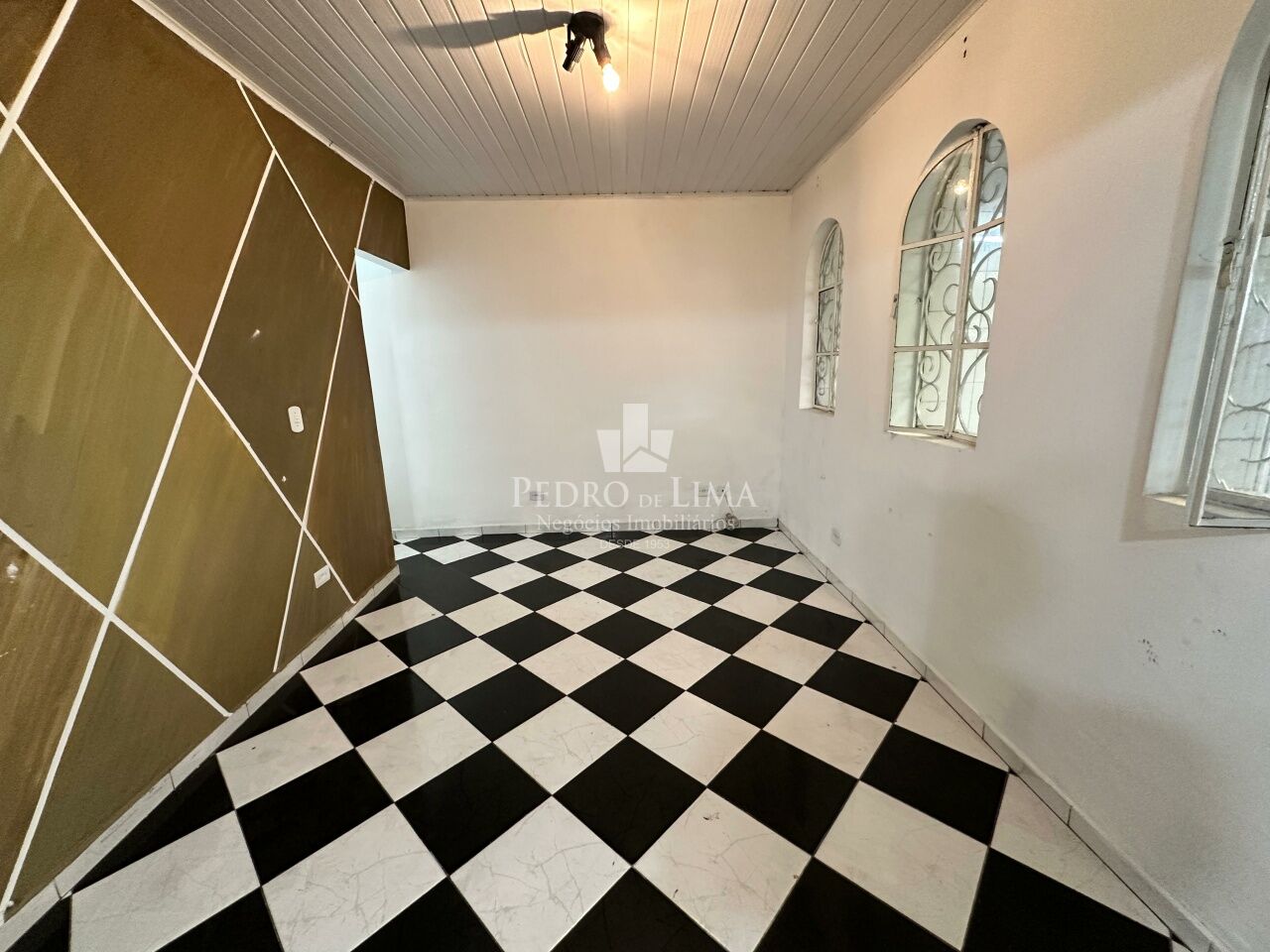 imagem do imovel Casa Térrea 3 dormitórios, 2 vagas cobertas e 80 m² no Cangaíba ref: PE45028
