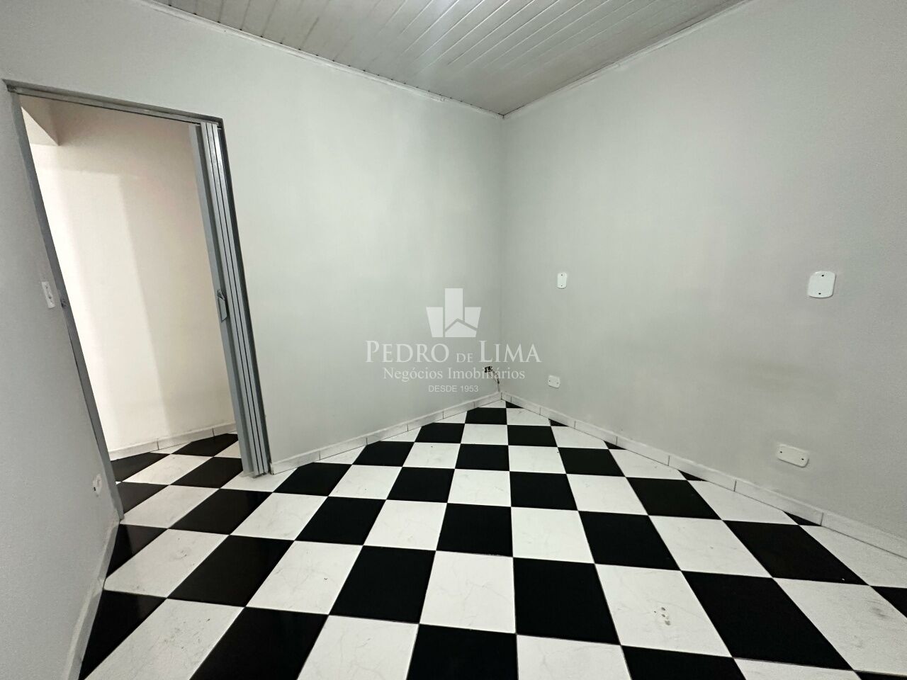 Casa Térrea 3 dormitórios, 2 vagas cobertas e 80 m² no Cangaíba