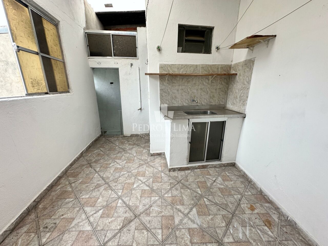 Casa Térrea 3 dormitórios, 2 vagas cobertas e 80 m² no Cangaíba